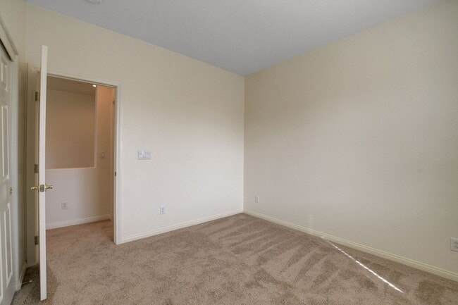 Building Photo - 3 Bedroom Home in Summerlin West COMING SOON!
