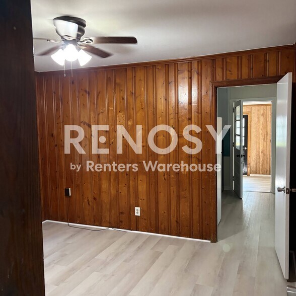 Building Photo - 3086 Jett Dr