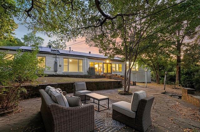 Building Photo - 7323 Daingerfield Dr