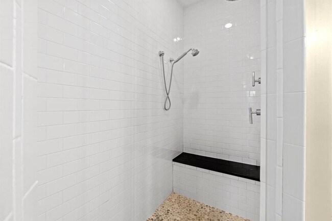 Building Photo - 2609 Oak Haven Dr