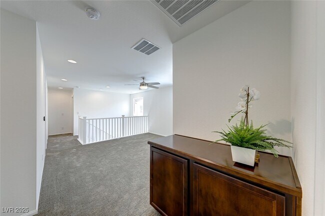 Building Photo - 1110 Cactus Needle Ave