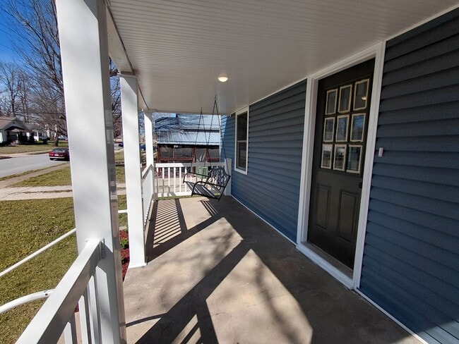 Building Photo - Cozy Home in Rolla