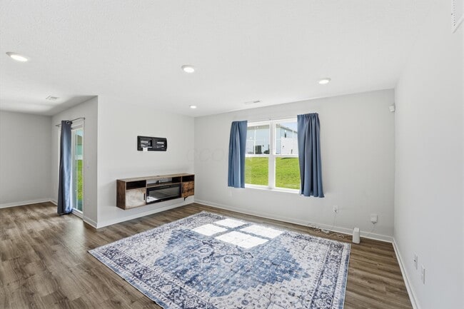 Building Photo - 3040 Wyntree Dr