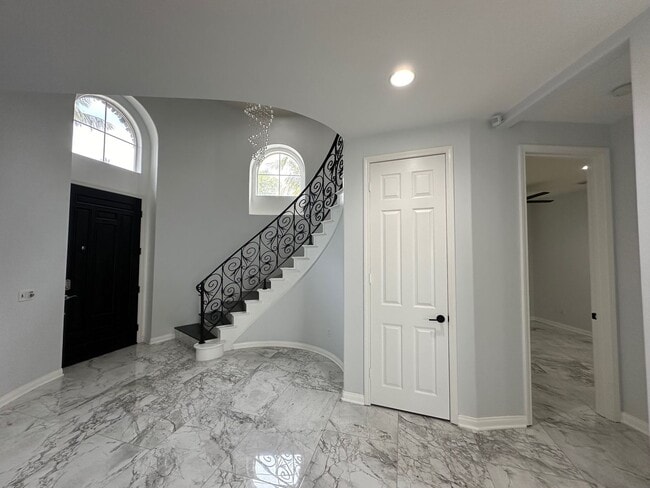 Building Photo - Exquisite Vina Del Mar home in Spanish Hills