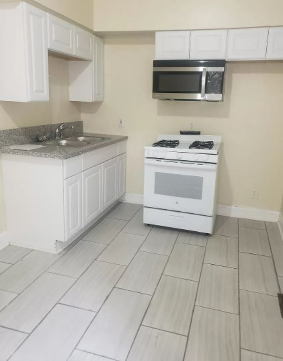 2315 Chickasaw St 2315 Chickasaw St Cincinnati OH 45219 Apartment