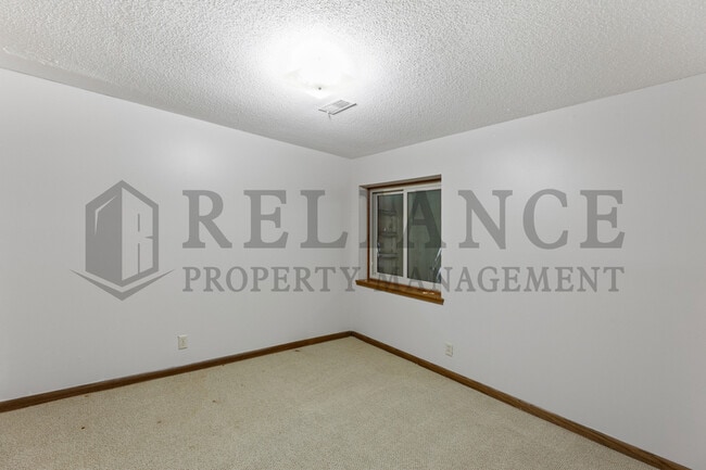 Building Photo - 10527 W Texas St