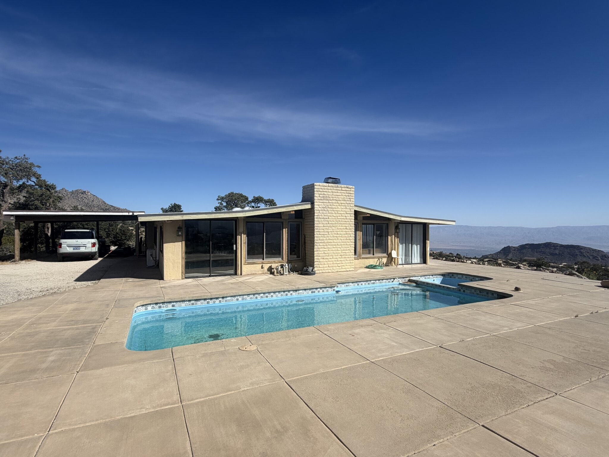 Building Photo - 61579 Sun Terrace