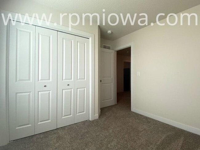 Building Photo - NEAR ABBIE GROVE ELEMENTARY!! 4 Bedroom, 3 Bath Home in Ankeny