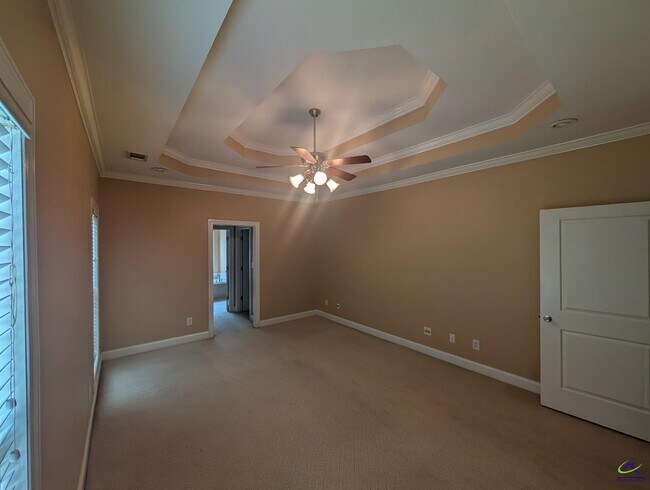 Building Photo - 140 Wessex Dr