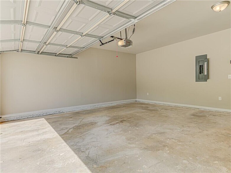 Building Photo - 3390 Mount Zion Rd