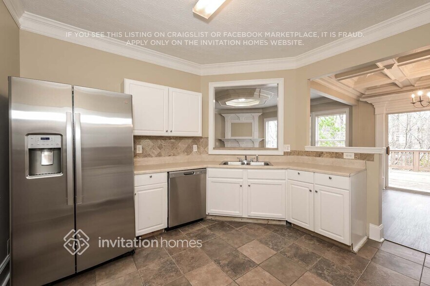 Building Photo - 596 Pond Lillies Rd SE