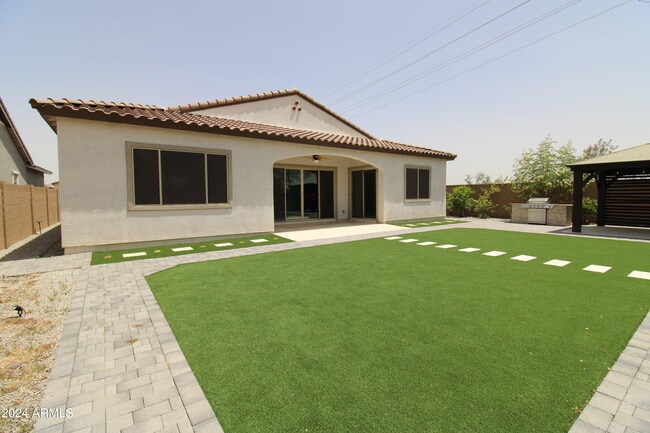 Building Photo - 259 E Sagittarius Pl