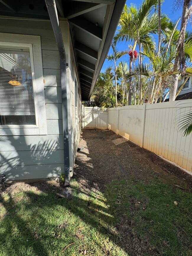 Building Photo - For Rent – Legends at Maui Lani | Spacious 4-Bedroom, 2.5-Bath Home