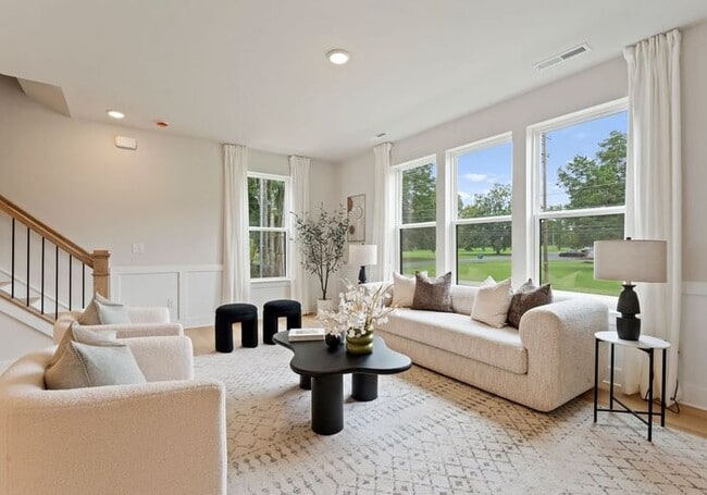 Building Photo - FREE RENT! Stunning 4 Bed | 3.5 Bath Luxury Townhome at The Towns at Rocky River