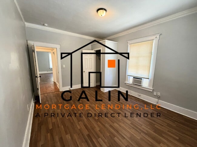 Building Photo - 20 W 54th St