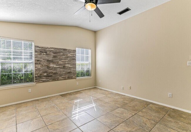 Building Photo - 4304 Prairie Hill Pl NW