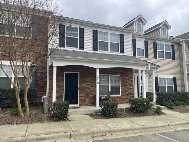 Building Photo - 1304 Cozart St