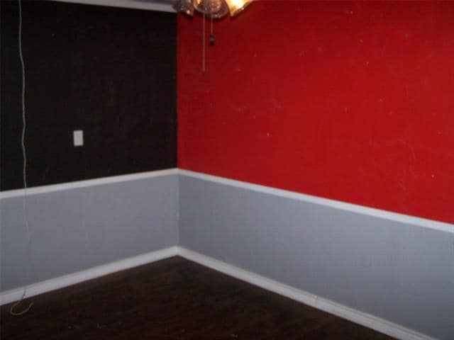 Building Photo - 802 N Powell Pkwy