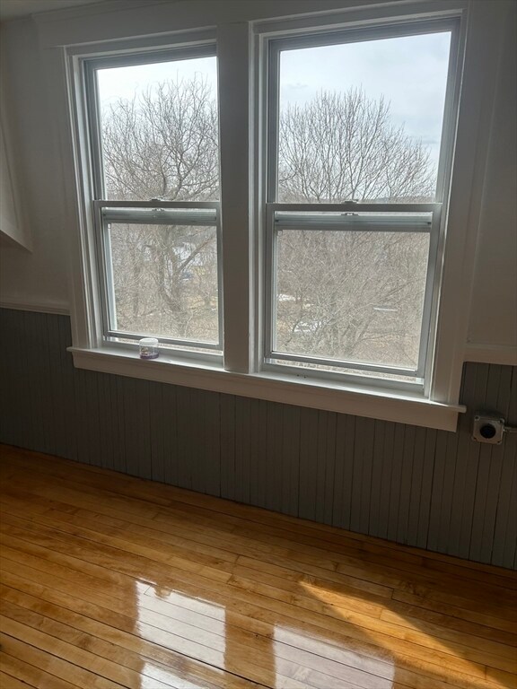 Building Photo - 15 Pine St