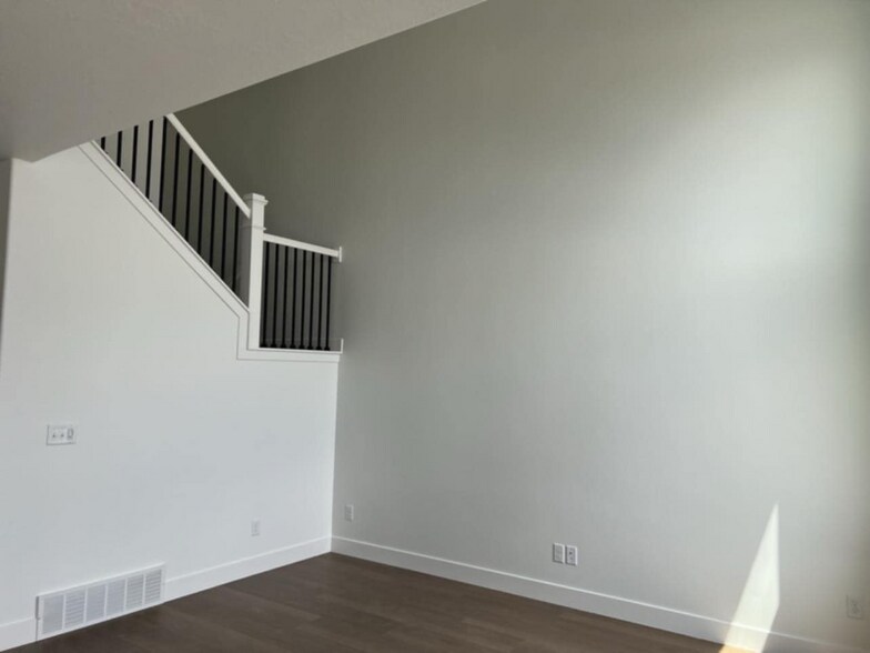 Building Photo - 2868 Blue Dawn Ln