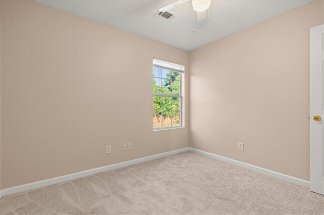 Building Photo - 5583 Windfall Ln