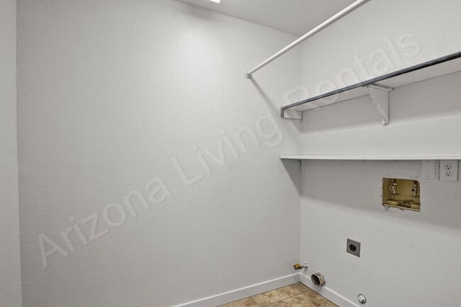 Building Photo - 2699 Smoketree Ave N