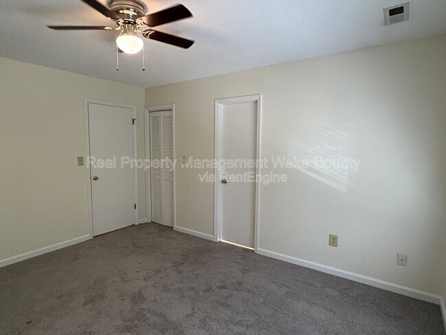 Building Photo - 306 Applecross Dr