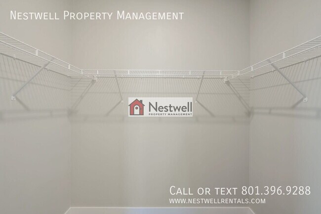 Building Photo - 4716 W Grady Ln