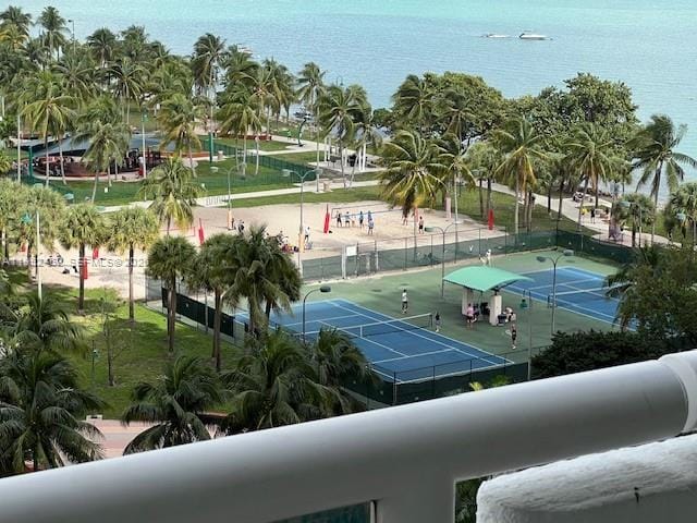 Building Photo - 1717 N Bayshore Dr