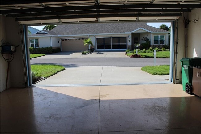 Building Photo - 3115 Live Oak Ln