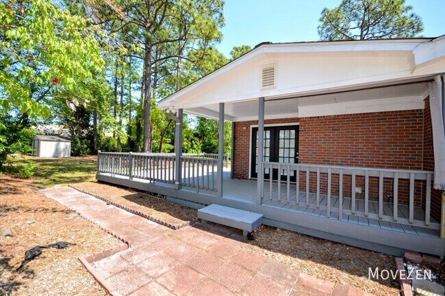 Building Photo - 23 Beauregard Dr