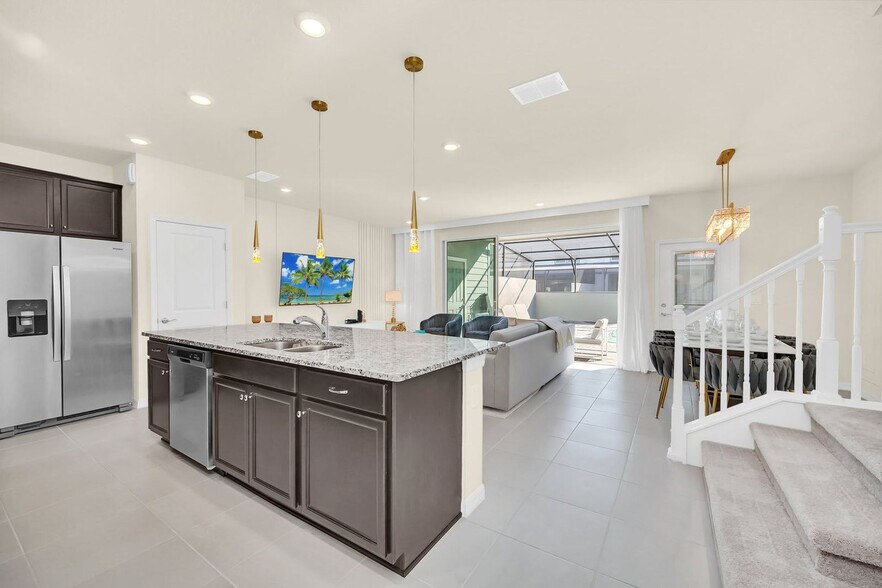 Building Photo - 4042 Lana Ave