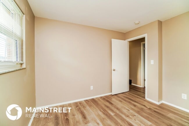 Building Photo - 2722 Key Pl