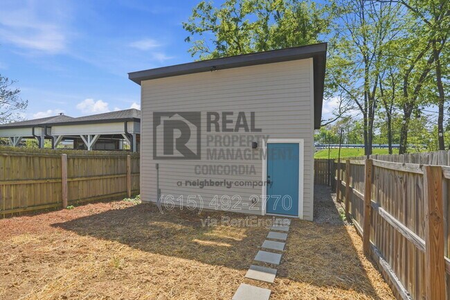 Building Photo - 1607 10th Ave N