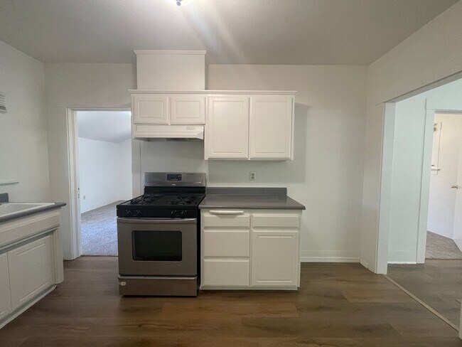 Building Photo - 9230 Curbaril Ave