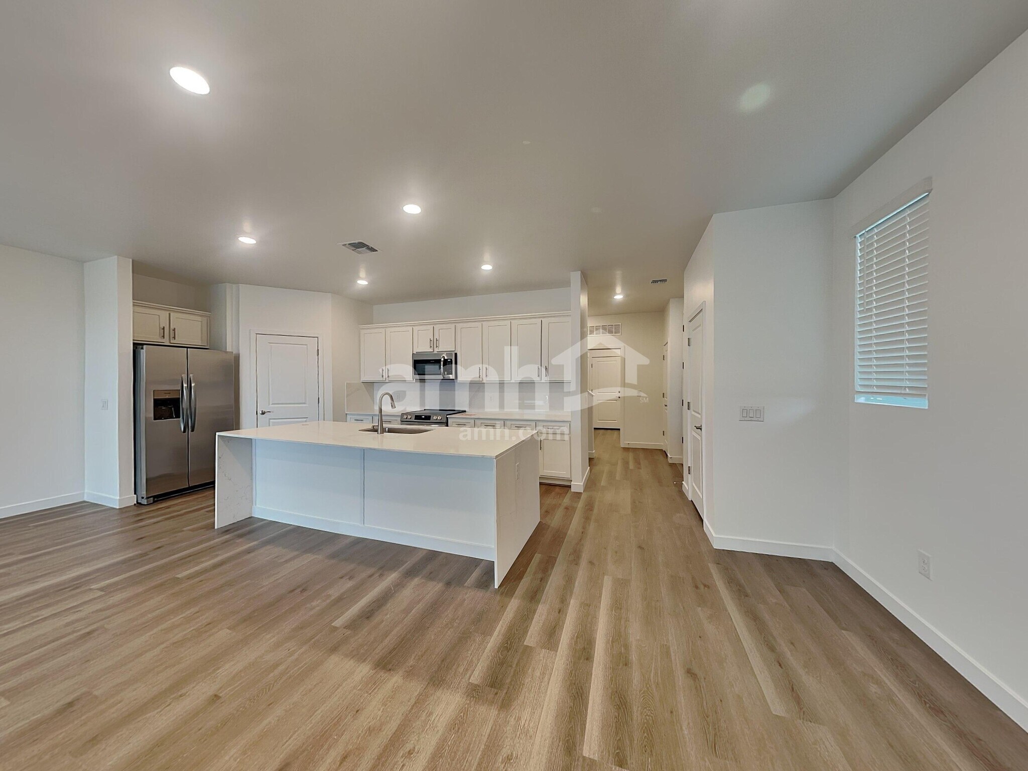 Building Photo - 9568 E Friedel Dr