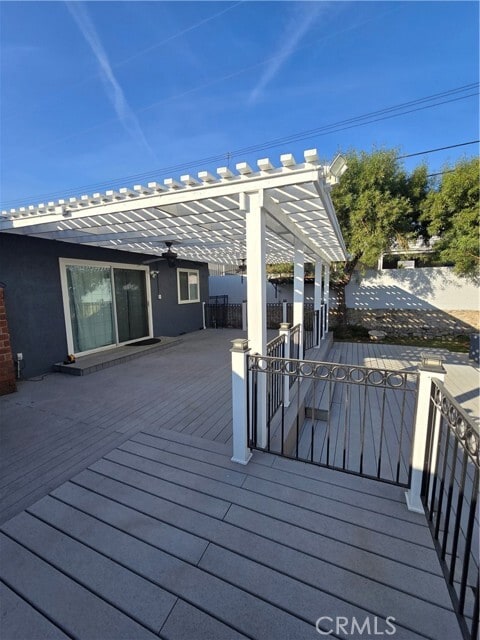 Building Photo - 896 Altura Way