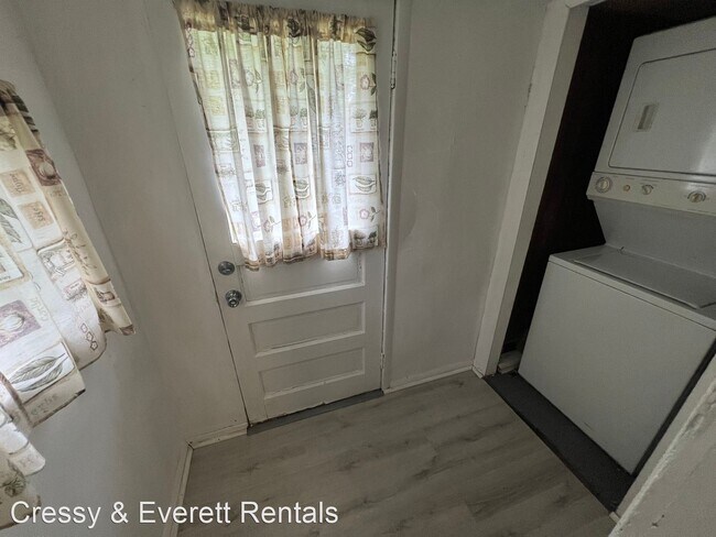 Building Photo - 1 br, 1 bath House - 816 Clay Street