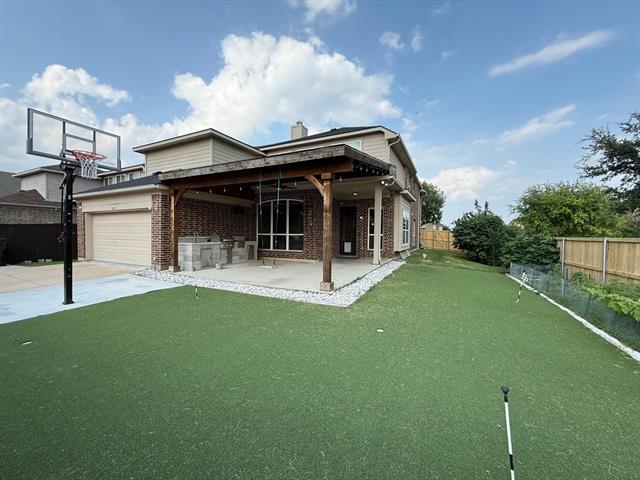 Building Photo - 5613 Alpenrose Ave