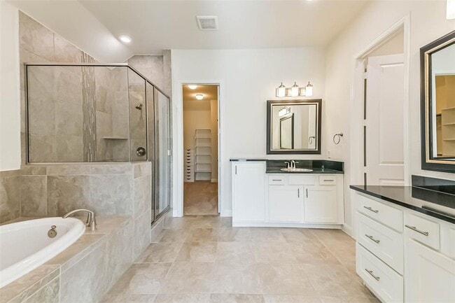 Building Photo - 1752 Monarch Ridge Dr