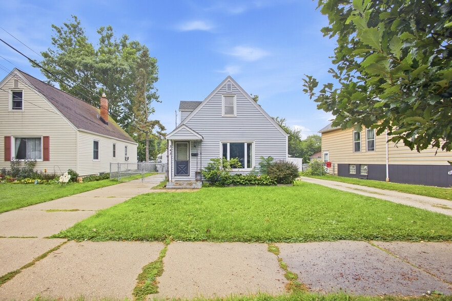 Building Photo - 343 N 62nd St