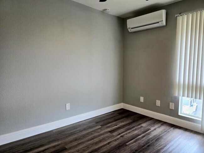 Building Photo - 92-1191-1191 Palahia St