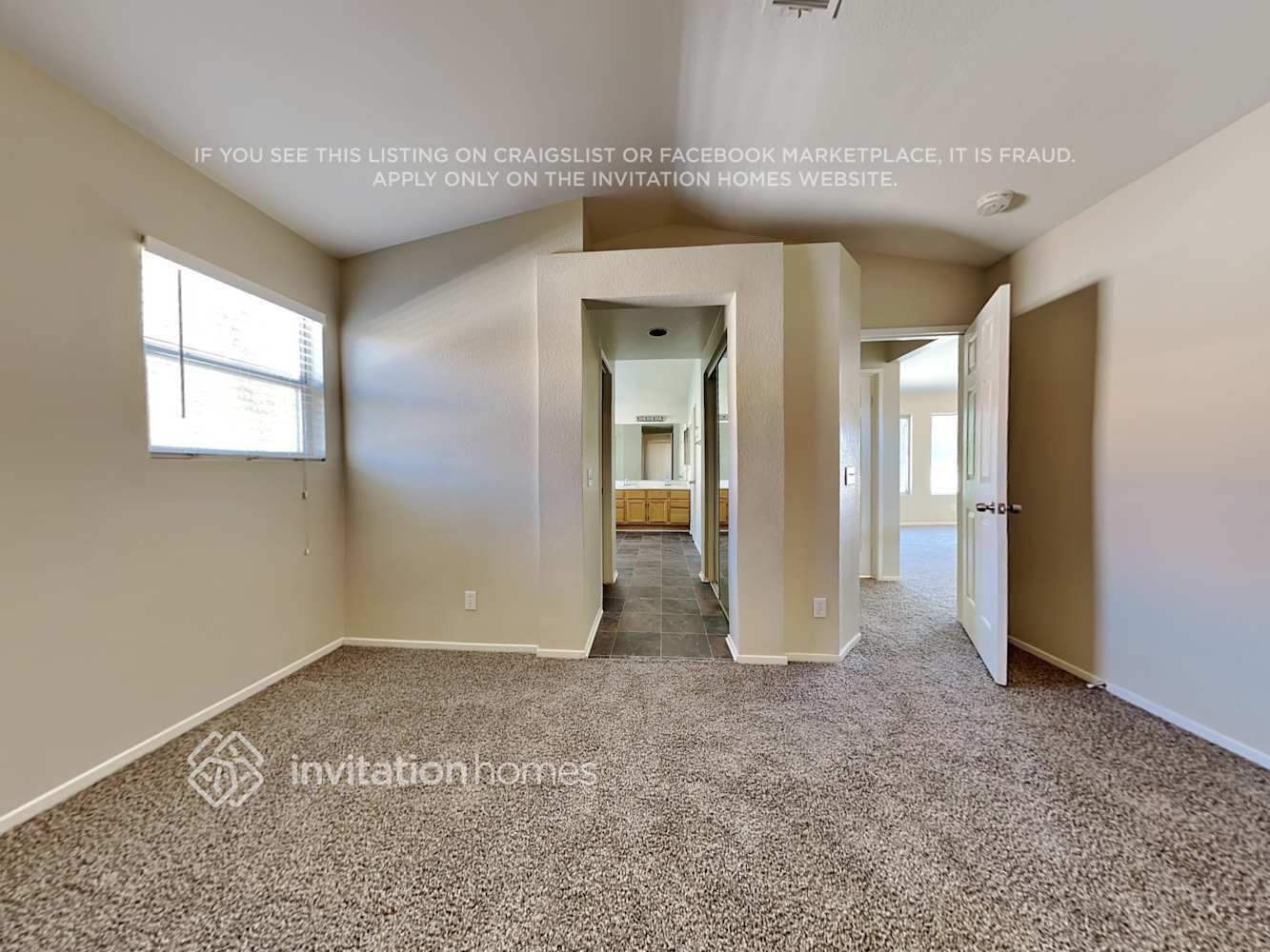 Building Photo - 40122 Denham Dr