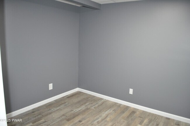 Building Photo - 25 Lizzy Ln