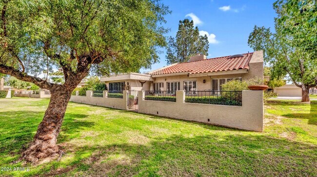 Building Photo - 8188 E Del Cuarzo Dr