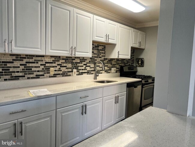 Building Photo - 7368 Lee Hwy