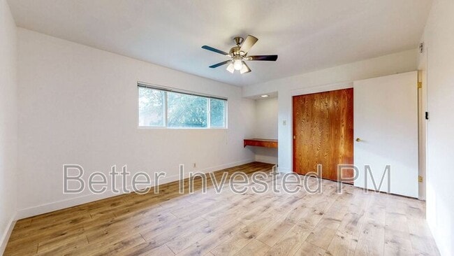 Building Photo - 4729 Montgomery Dr