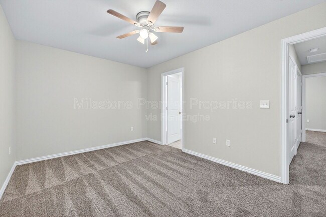 Building Photo - 2809 Peony Dr