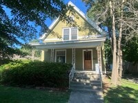 Building Photo - 1510 N Walnut St