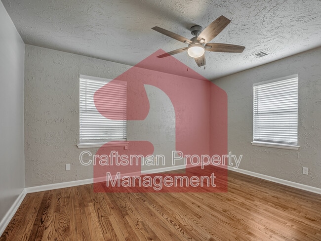 Building Photo - 10504 Ridgeview Dr